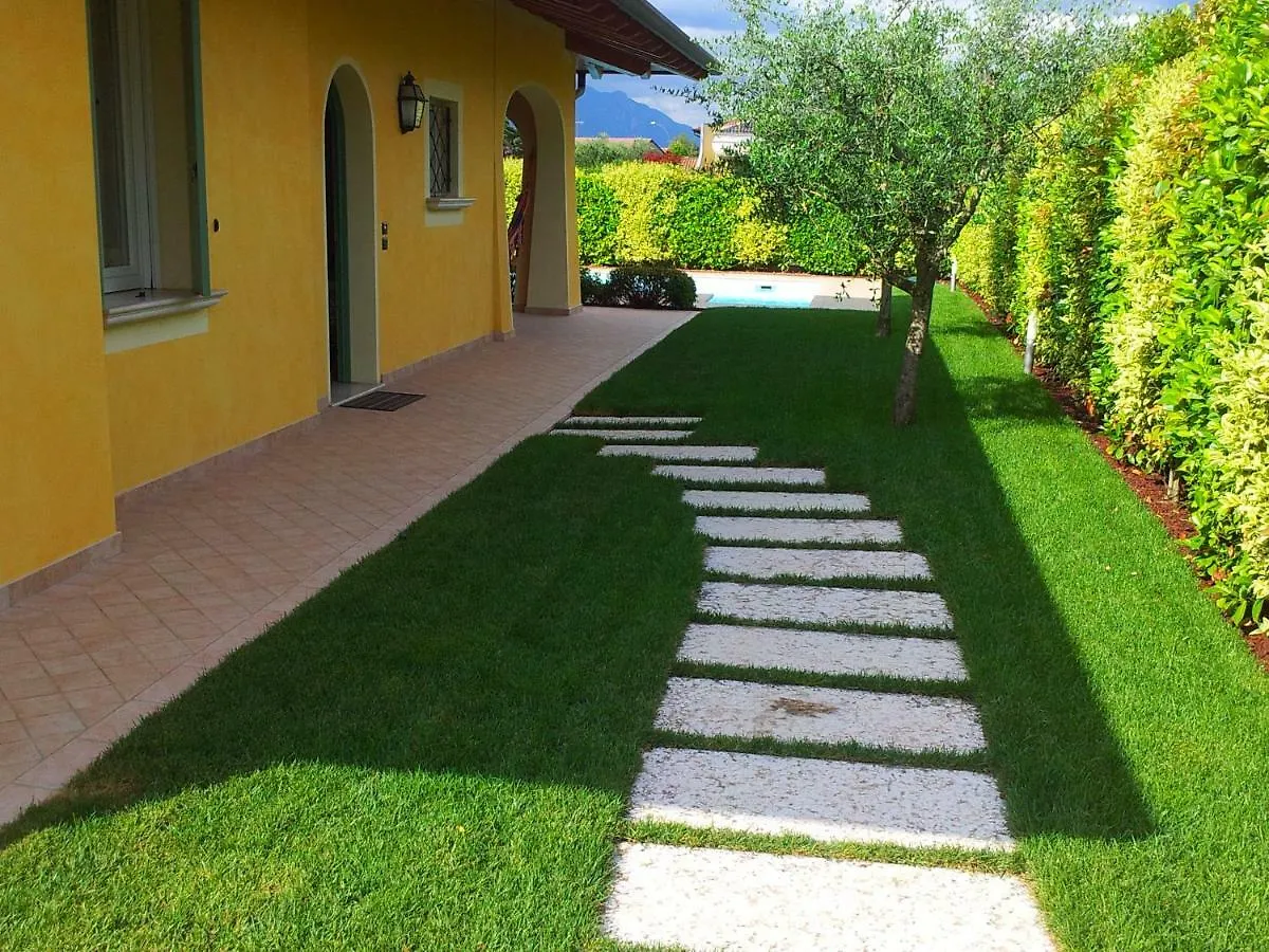 Villa Oliva Manerba del Garda 0*,